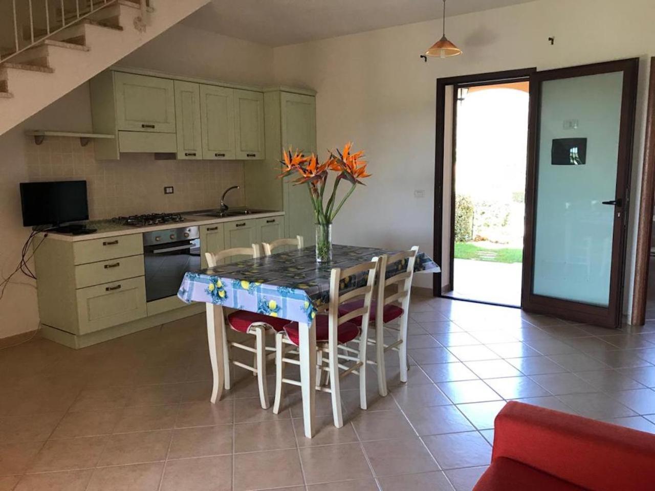 Residence Arruli Сан-Теодоро Екстер'єр фото